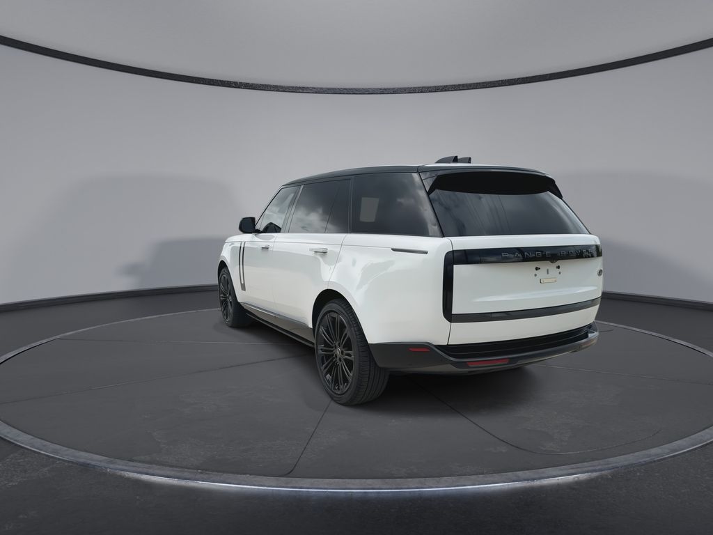 Thumbnail: 2023 Land Rover Range Rover - 7