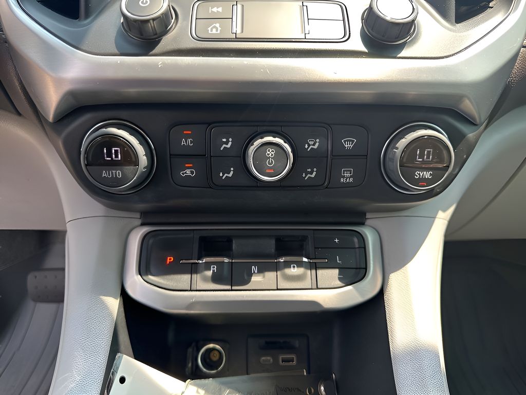 Used Car 2023 Gmc Acadia  Slt For Sale Under $25,000 In Austin, Texas