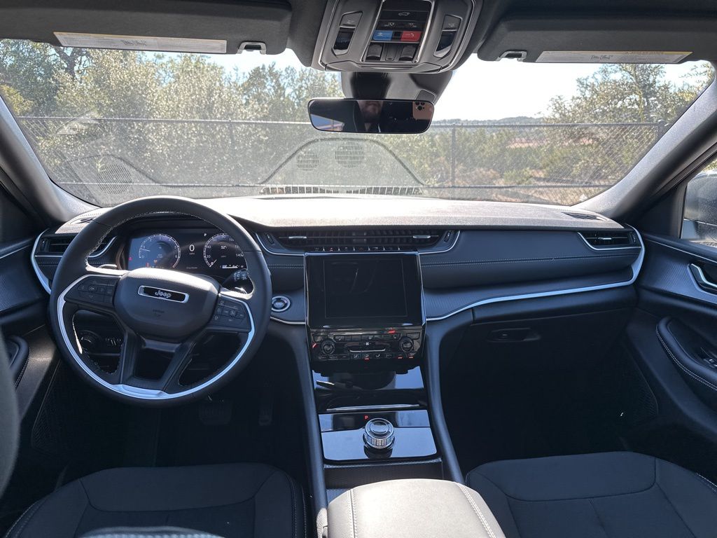 New Car 2025 Jeep Grand Cherokee  For Sale Under $40,000 In Austin, Texas