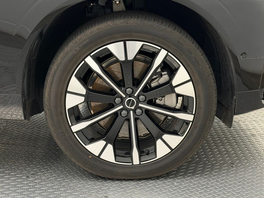 Thumbnail: 2026 Volvo XC60 - 9