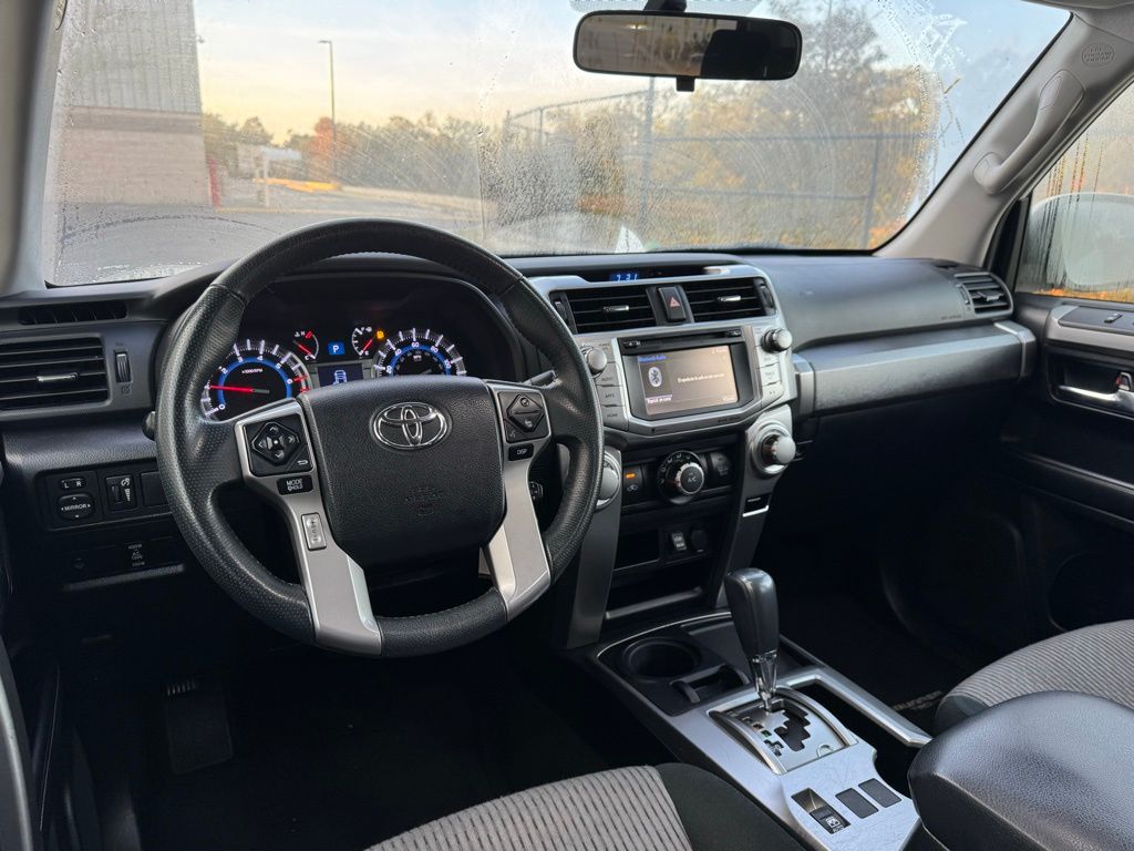 2019 Toyota 4Runner SR5 12