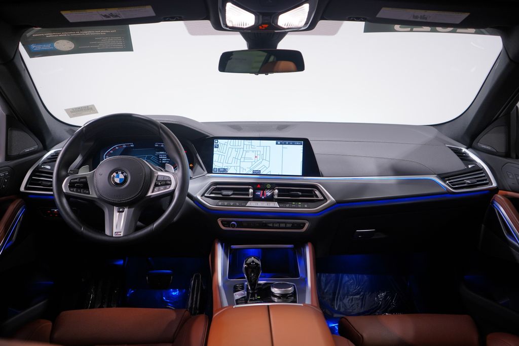 Thumbnail: 2023 BMW X6 - 10