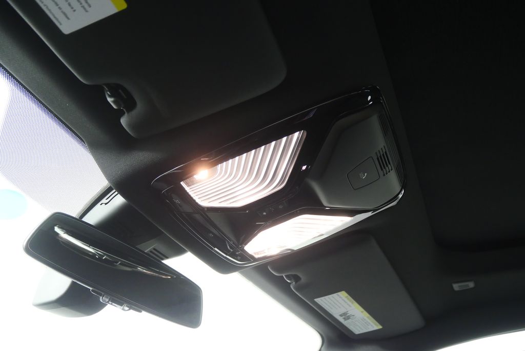 Thumbnail: 2026 BMW M2 - 19