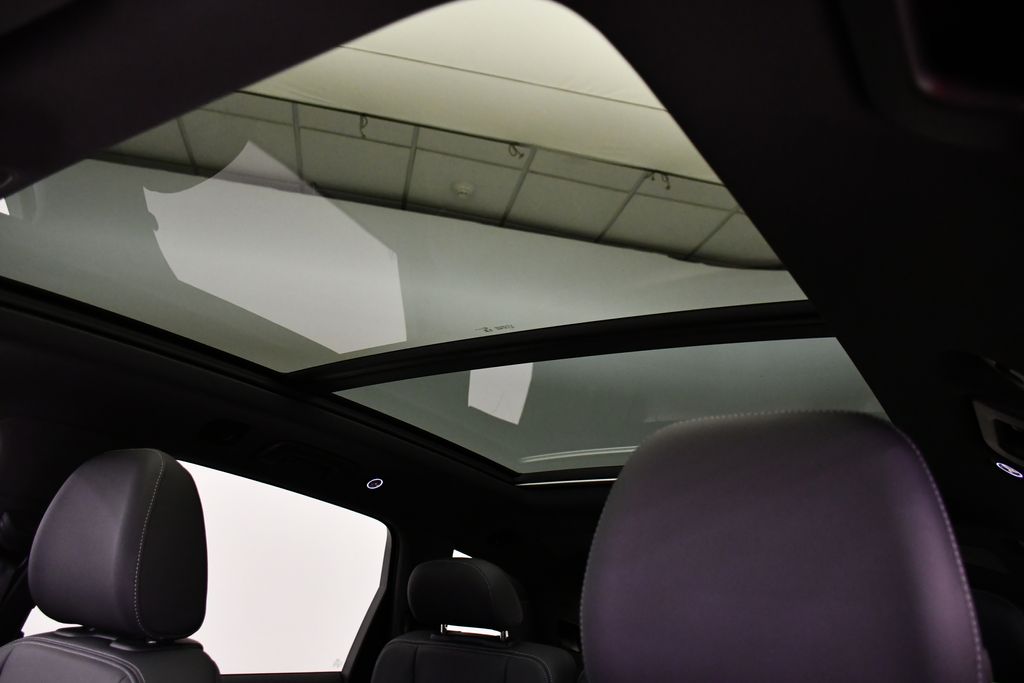 Thumbnail: 2026 Audi Q7 - 17