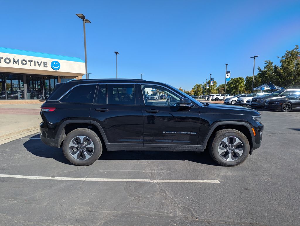 2023 Jeep Grand Cherokee Base 4xe 2