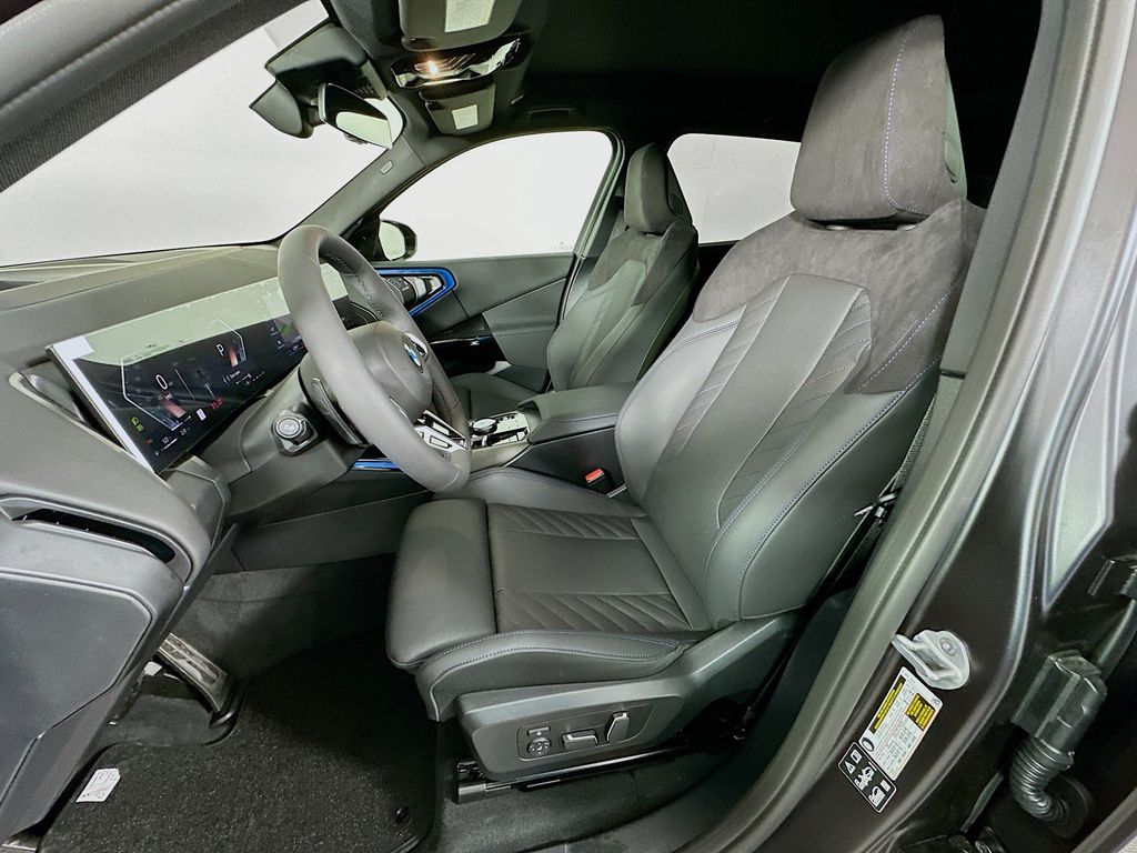 Thumbnail: 2026 BMW X3 - 16