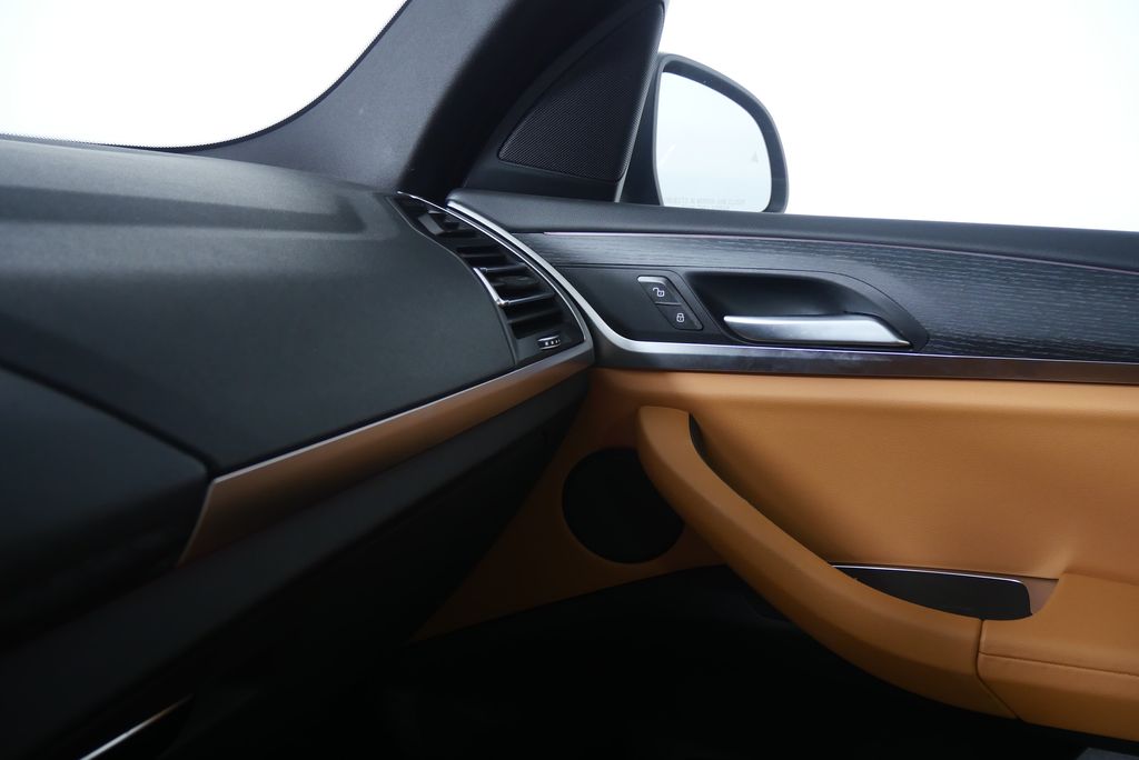 Thumbnail: 2024 BMW X3 - 29