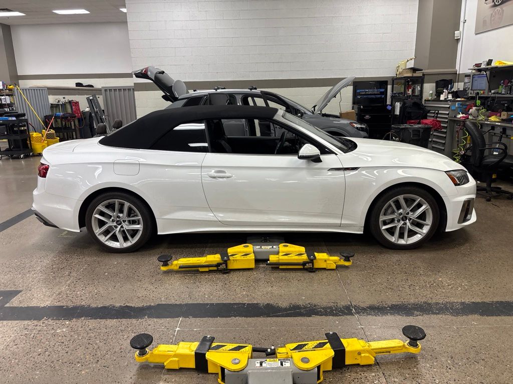 Used 2023 White Audi 45 S line Premium image 4