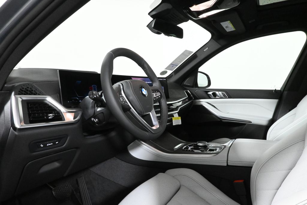 Thumbnail: 2026 BMW X5 - 15