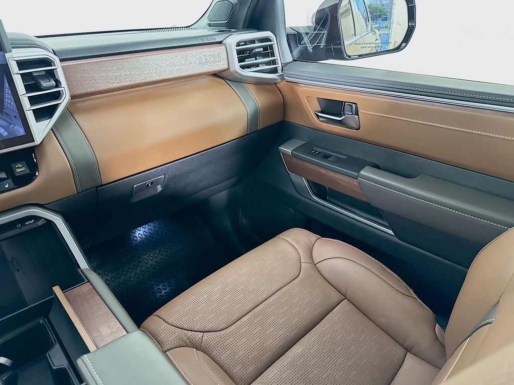 Thumbnail: 2025 Toyota Tundra - 23