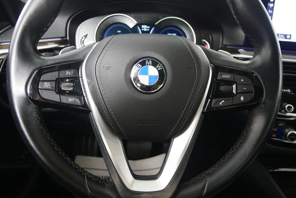 2019 BMW 5 Series 530i 22