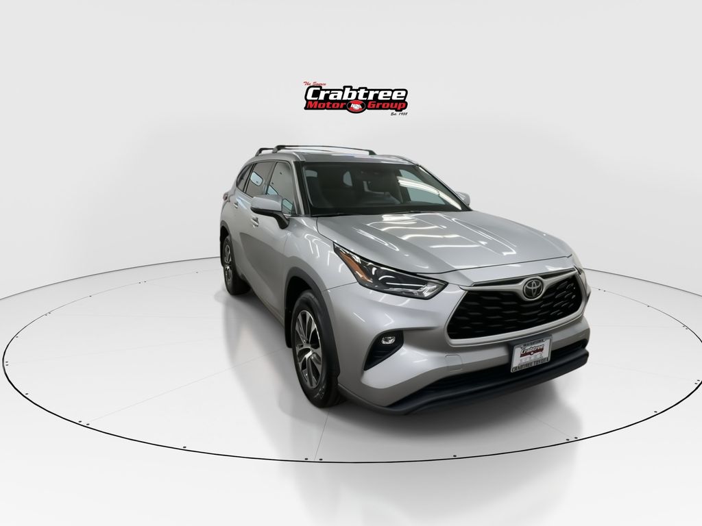 Used 2022 Toyota Highlander SUV