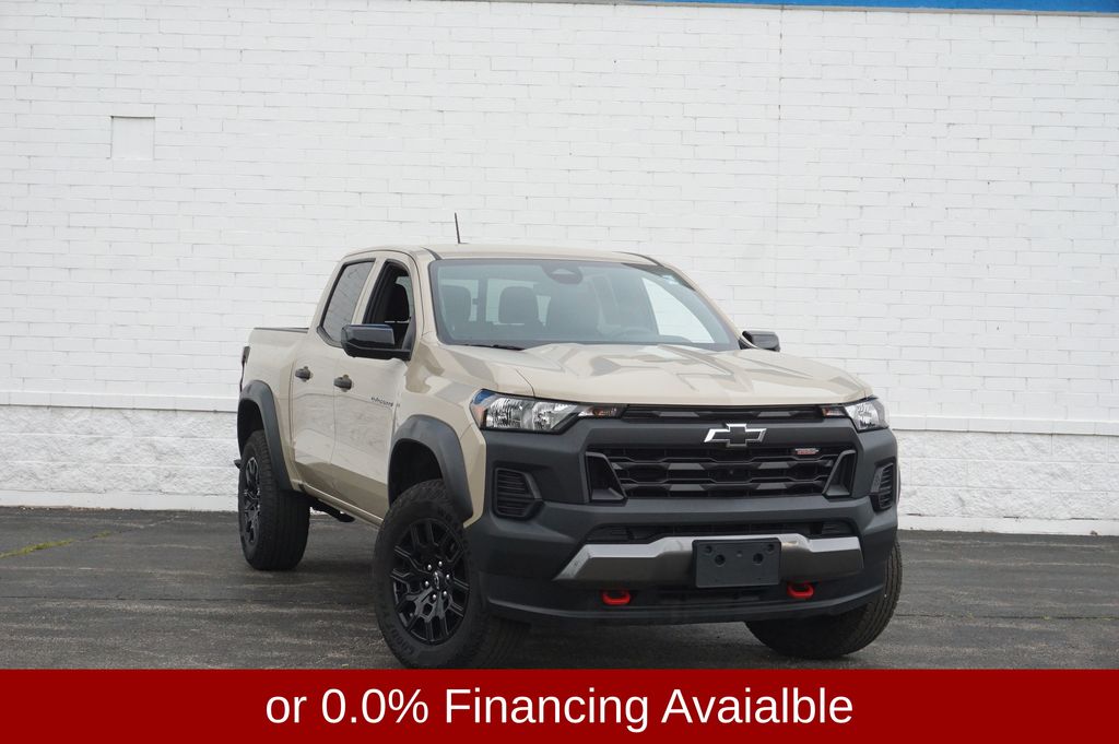 Sand Dune Metallic 2024 Chevrolet Colorado Pickup Truck Four-Wheel Drive 8-Speed Automatic