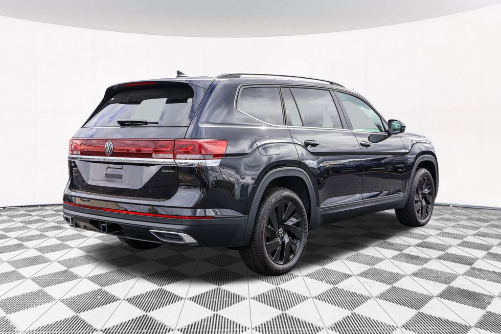 2024 Volkswagen Atlas 2.0T SE w/Technology 8