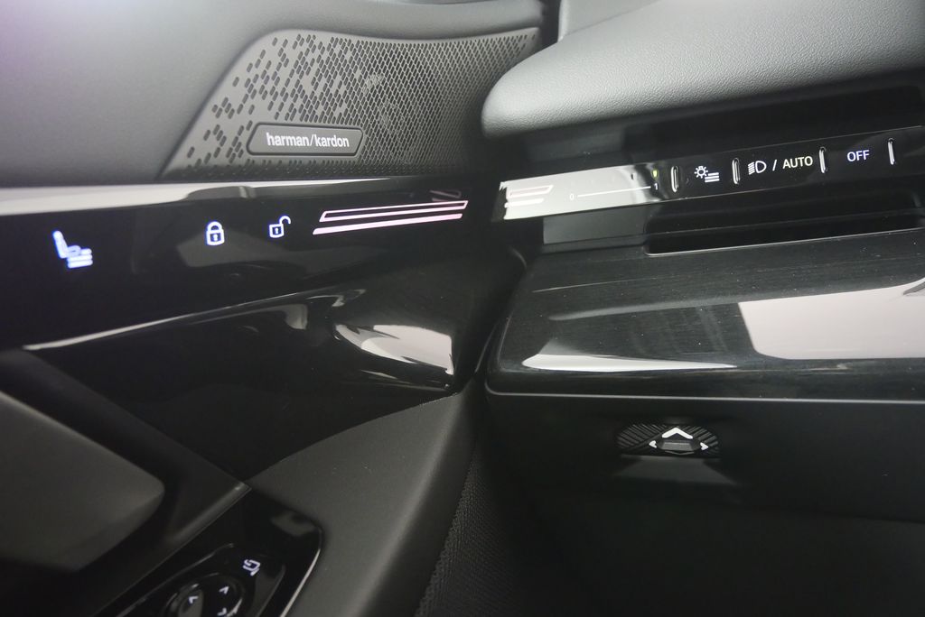 2026 BMW 5 Series 530i 18