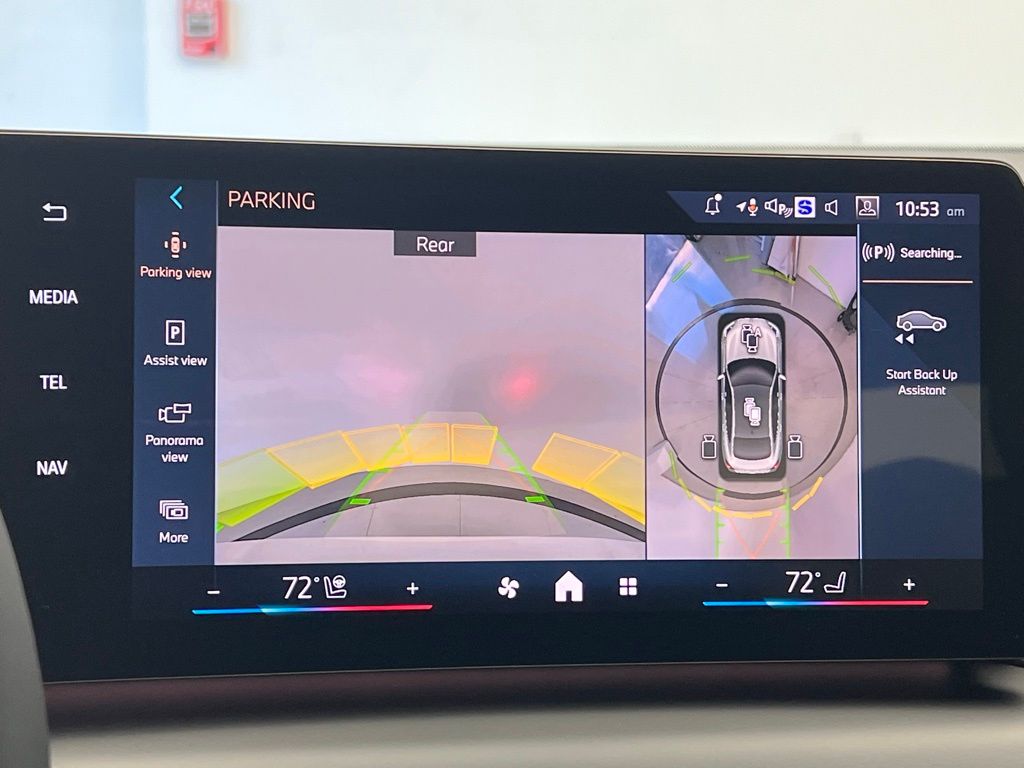 Thumbnail: 2026 BMW 2 Series - 14