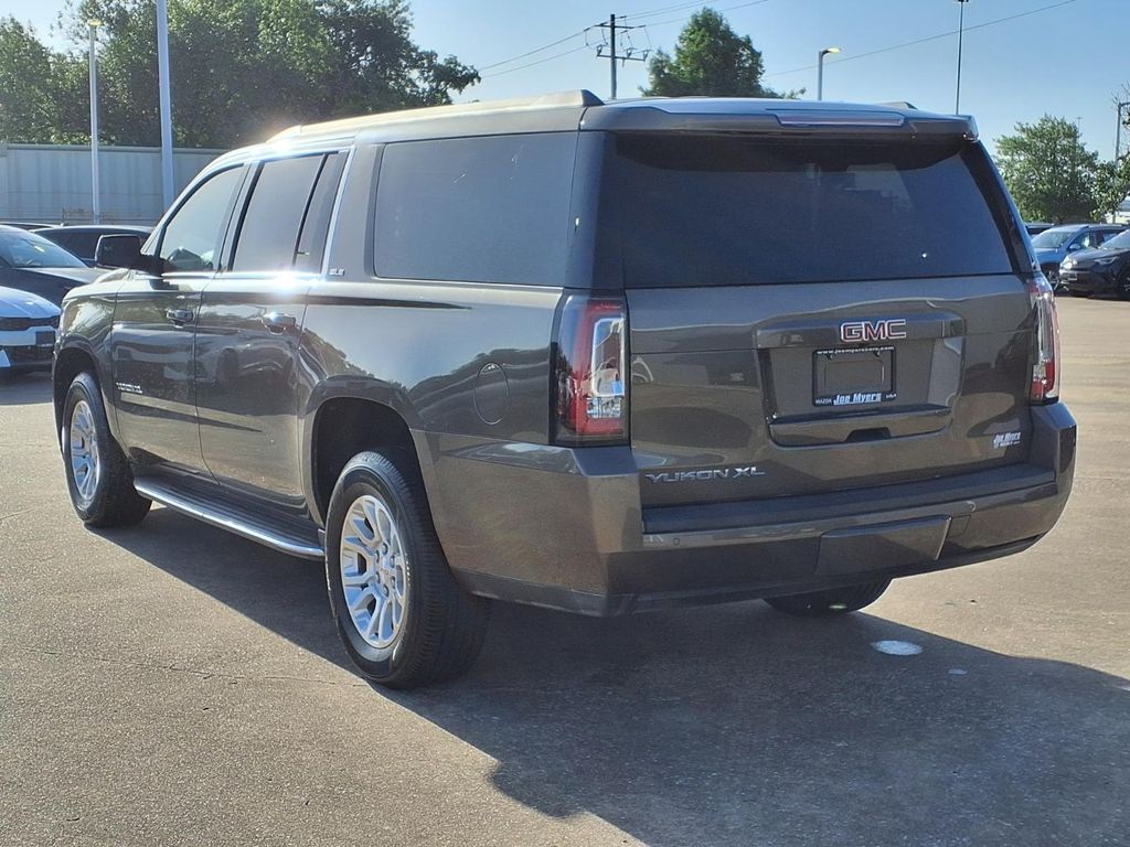2016 GMC Yukon XL SLE - 1