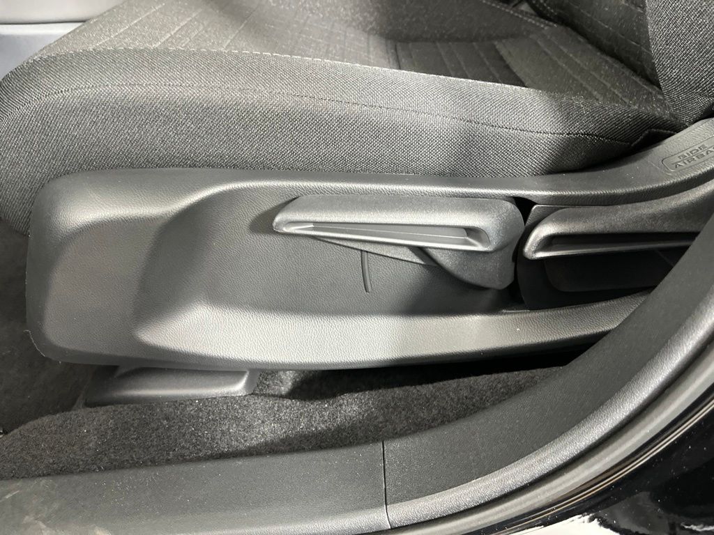 Thumbnail: 2027 Honda HR-V - 22
