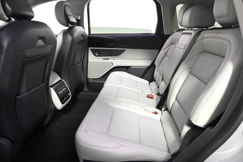 New 2026 Gray Lincoln Reserve image 21