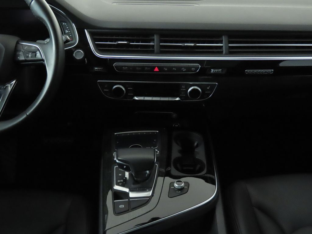 2019 Audi Q7 SE Premium Plus 14