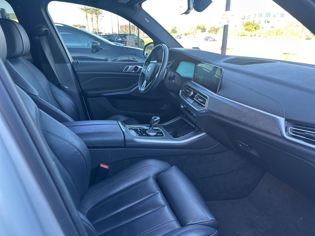 Thumbnail: 2020 BMW X5 - 8