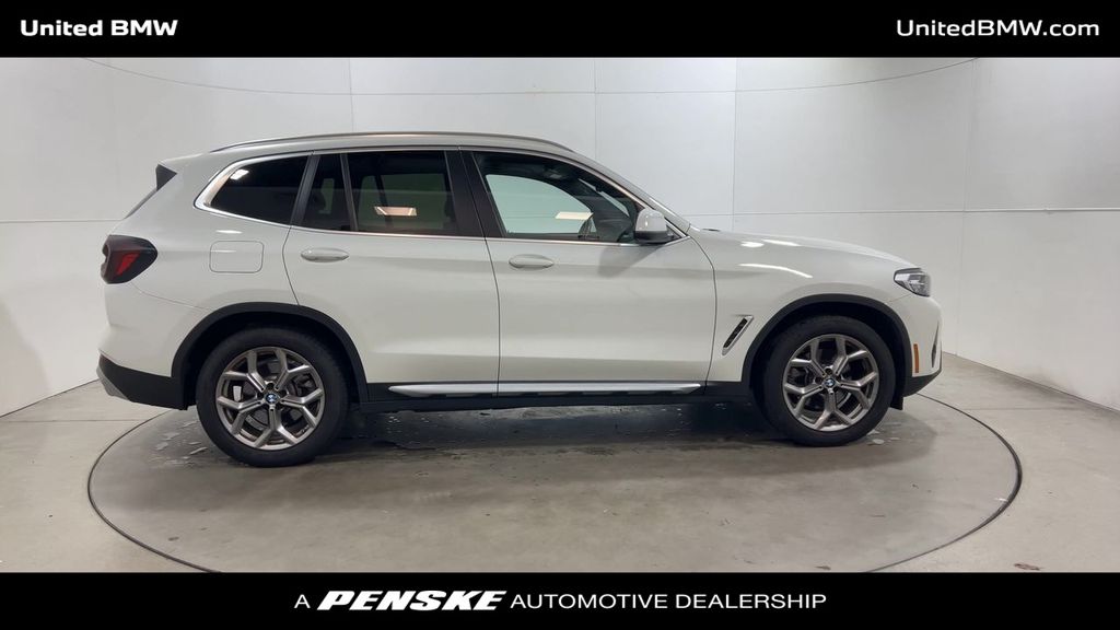 Thumbnail: 2024 BMW X3 - 9