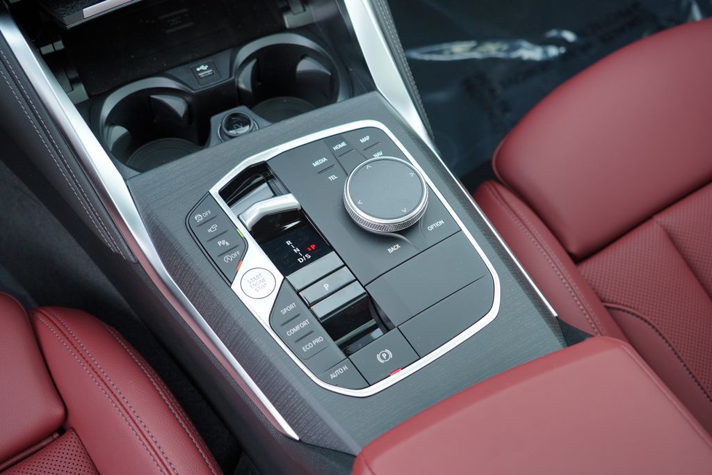 Thumbnail: 2027 BMW 4 Series - 18