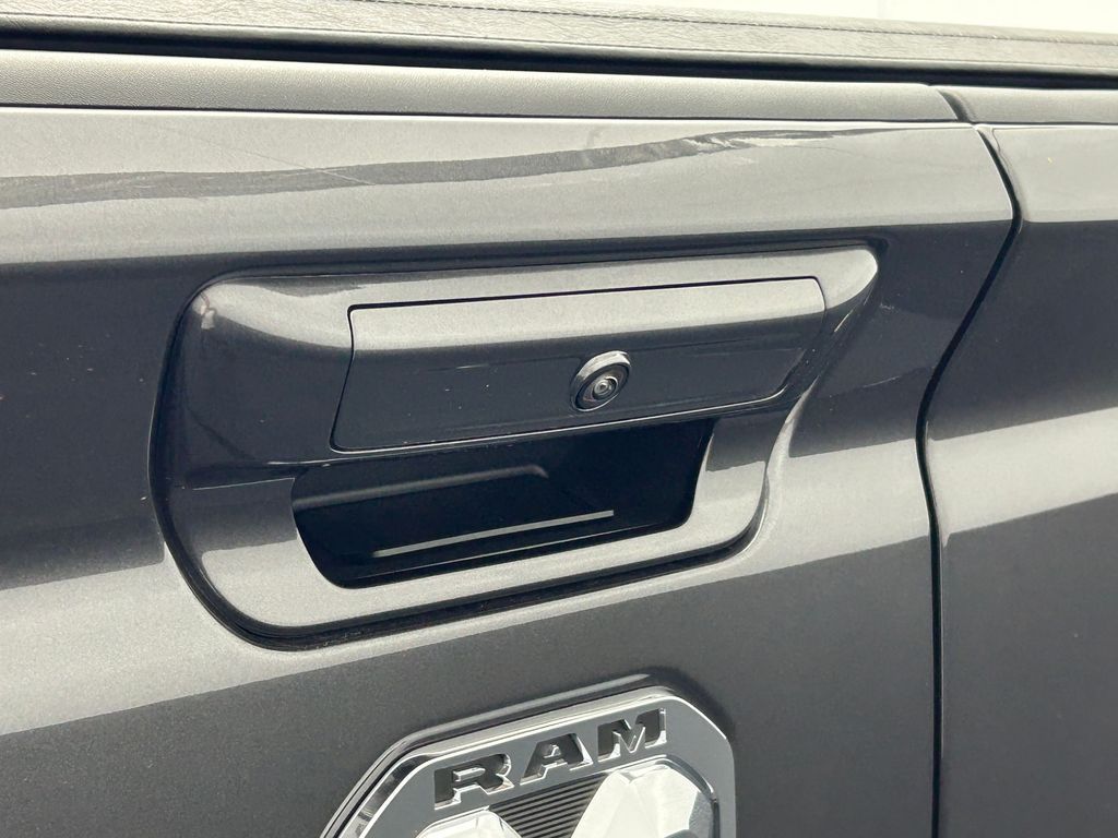 New 2026 Granite Crystal Metallic Clearcoat Ram Tungsten image 38