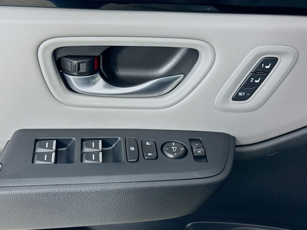 Used Car 2025 Honda Pilot  Ex-l For Sale Under $40,000 In Austin, Texas