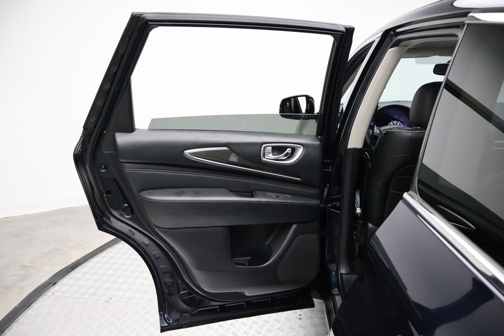 Thumbnail: 2020 INFINITI QX60 - 20