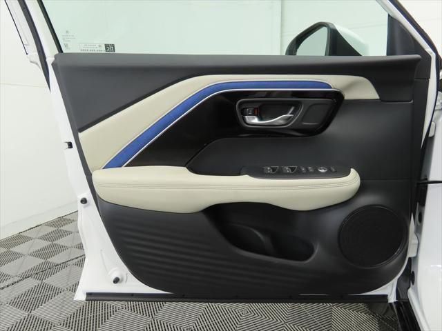 Thumbnail: 2025 Acura ADX - 25