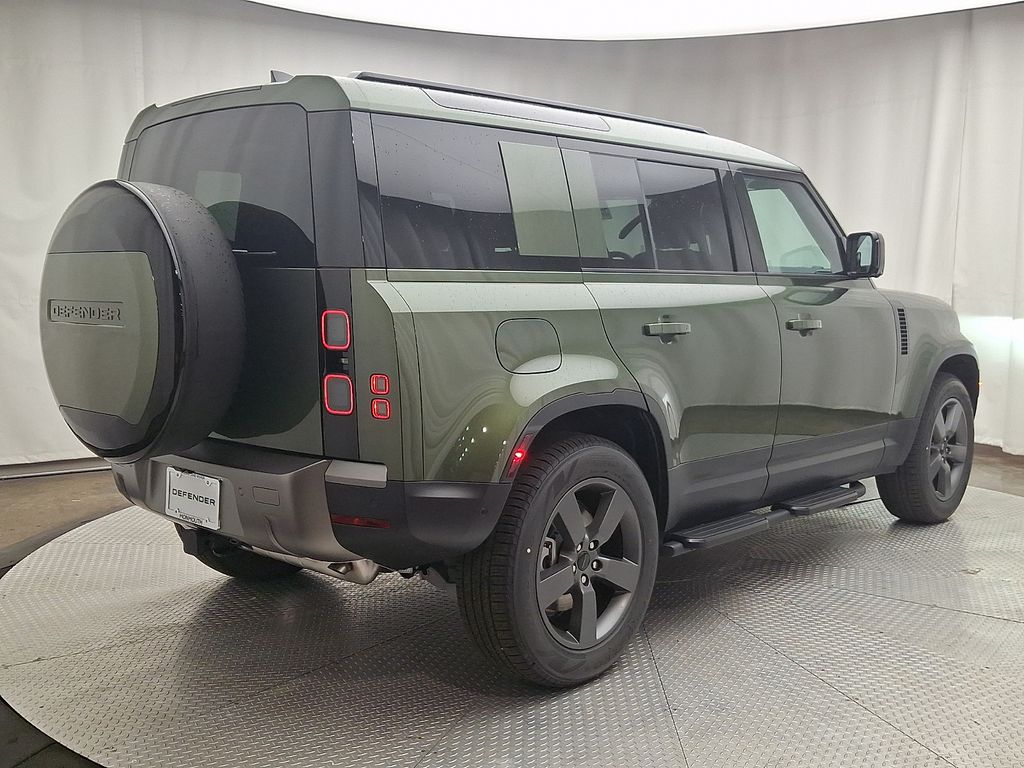 Thumbnail: 2026 Land Rover Defender - 3