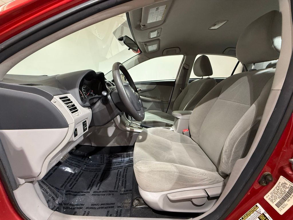 Thumbnail: 2012 Toyota Corolla - 12