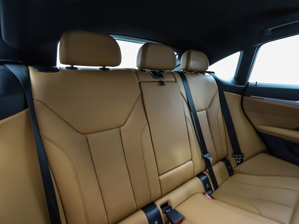 Thumbnail: 2023 BMW i4 - 28