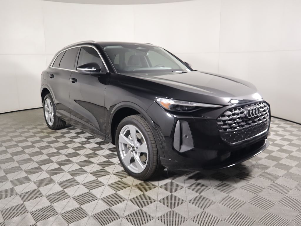 Thumbnail: 2025 Audi Q5 - 3