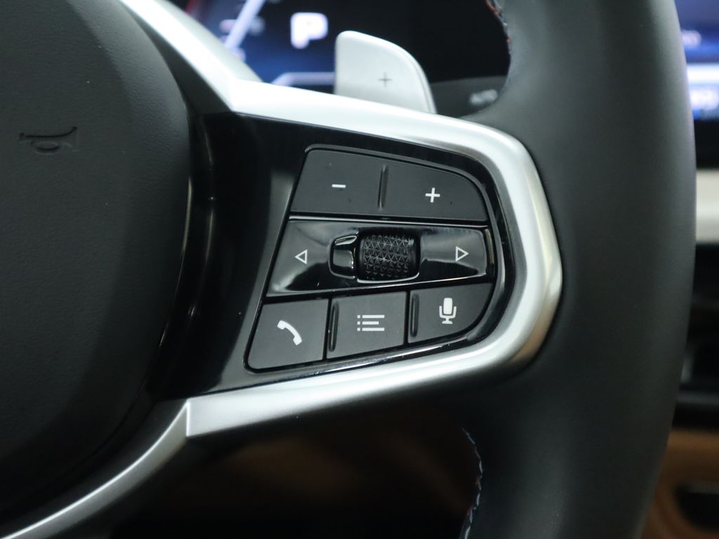 Thumbnail: 2025 BMW 4 Series - 12