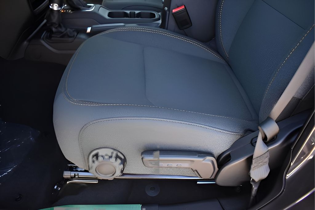 New Car 2025 Jeep Gladiator  Sport For Sale Under $40,000 In Austin, Texas