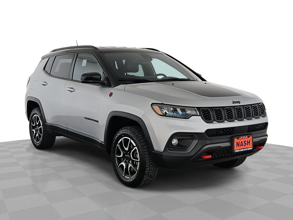 Silver Zynith Metallic Clearcoat 2025 Jeep Compass SUV / Crossover Four-Wheel Drive 8-Speed Automatic