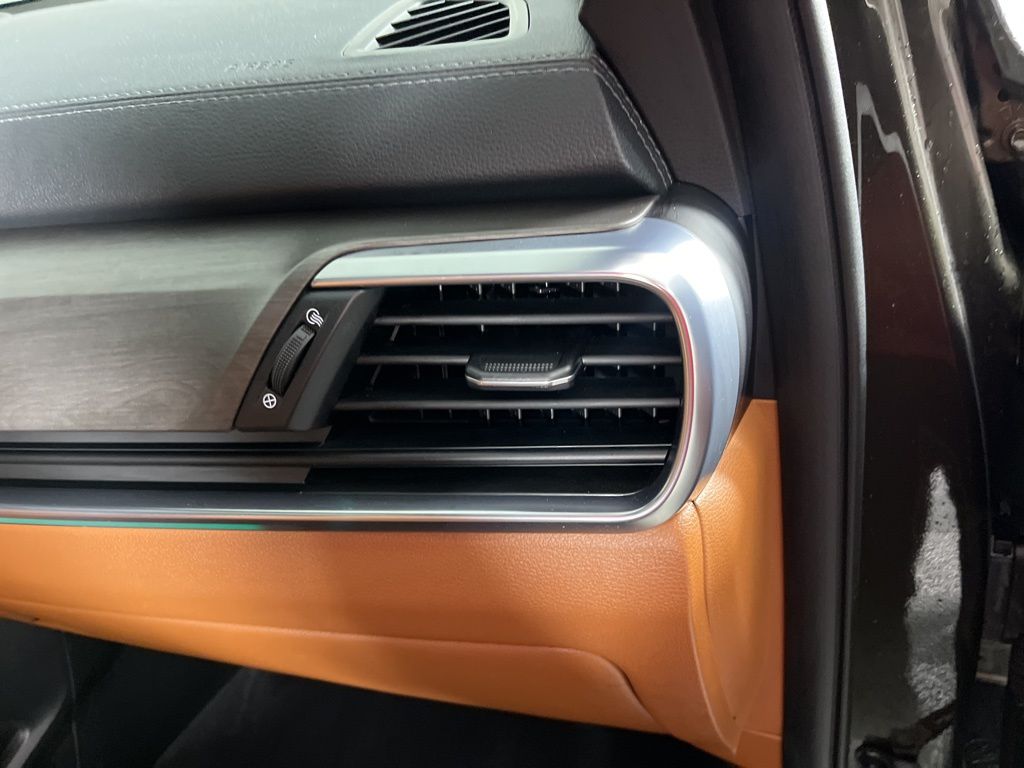 Thumbnail: 2024 Kia Telluride - 10