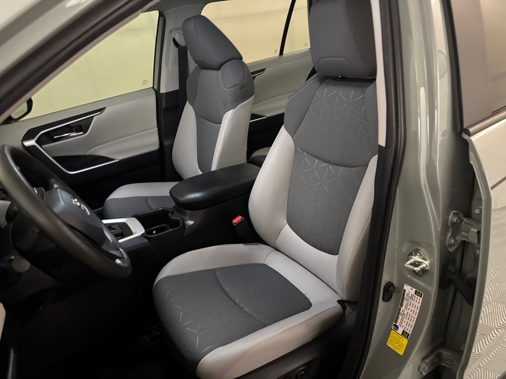 2022 Lunar Rock Toyota RAV4 XLE FWD SUV