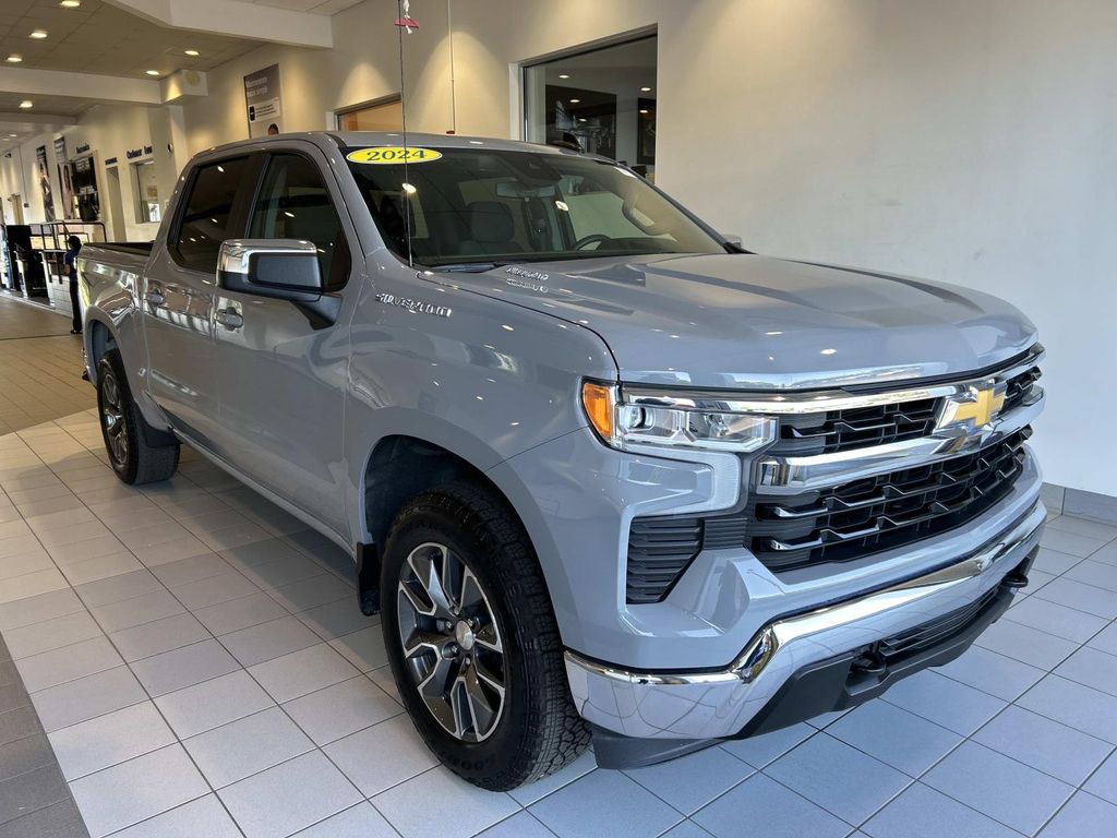 2024 Chevrolet Silverado 1500 LT Crew Cab 4WD