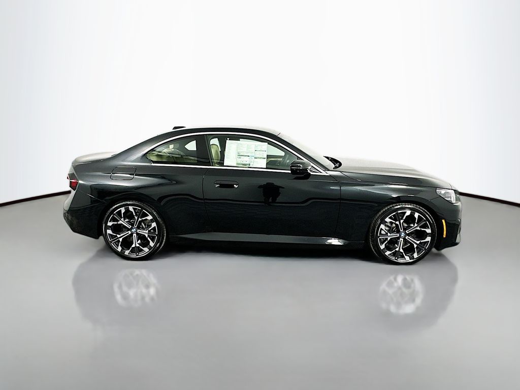 Thumbnail: 2025 BMW 2 Series - 4