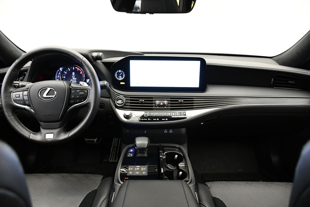 Thumbnail: 2023 Lexus LS - 19