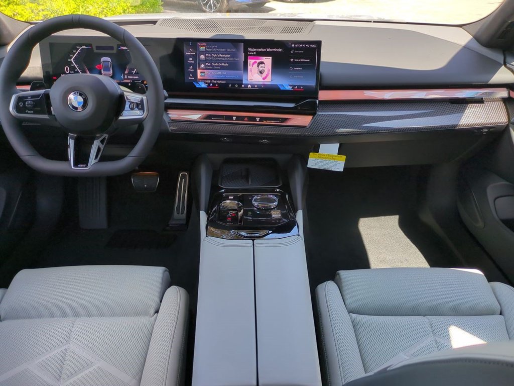 New 2027 Gray BMW 540i xDrive image 15
