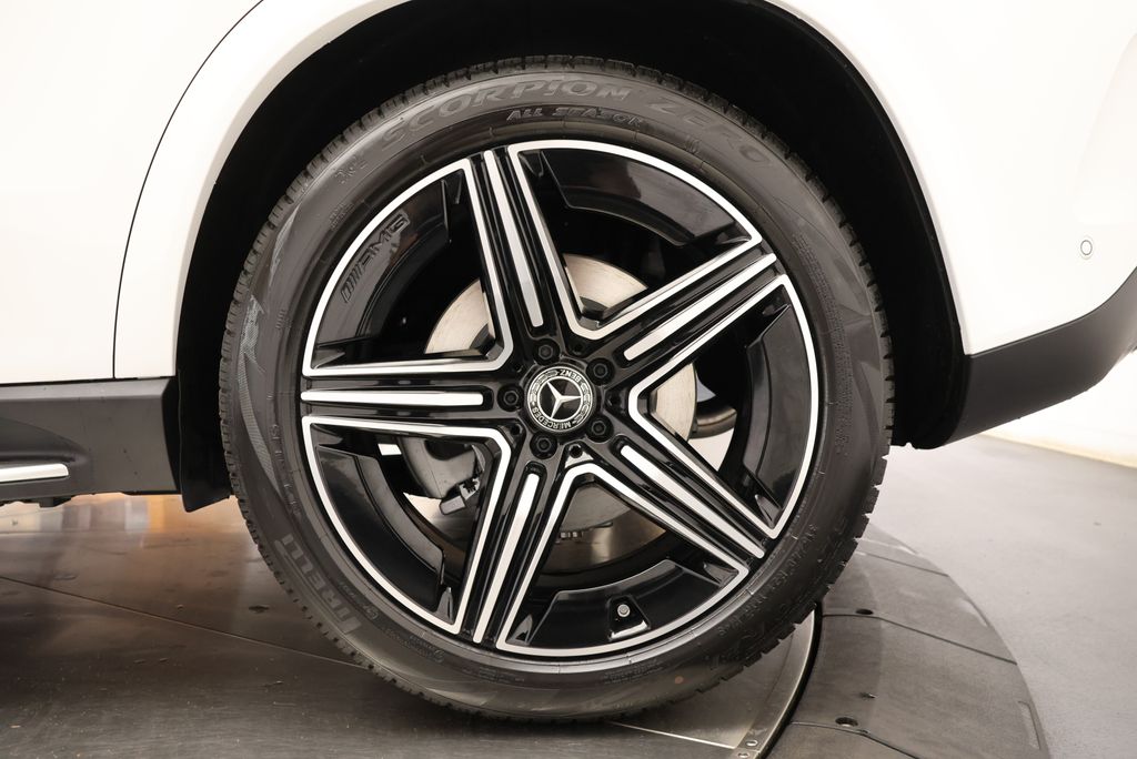Thumbnail: 2026 Mercedes-Benz GLE - 12