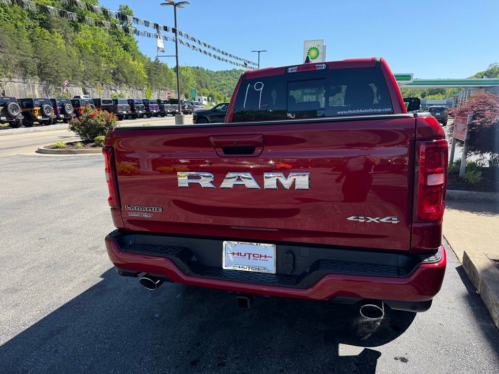 View vehicle photo 7