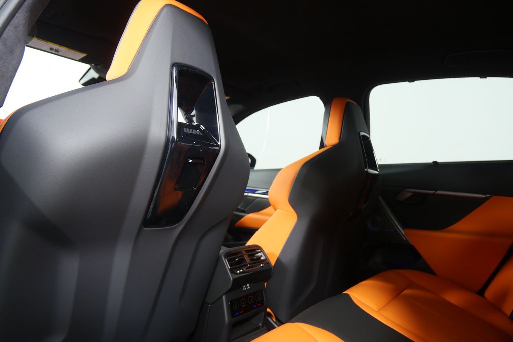 Thumbnail: 2025 BMW M5 - 25