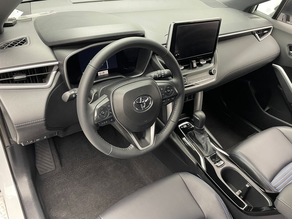 Thumbnail: 2024 Toyota Corolla Cross - 11