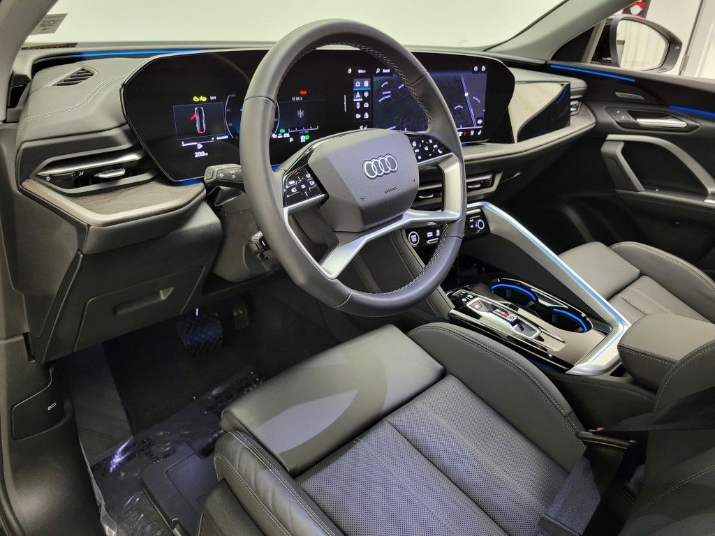 Thumbnail: 2025 Audi Q5 - 27