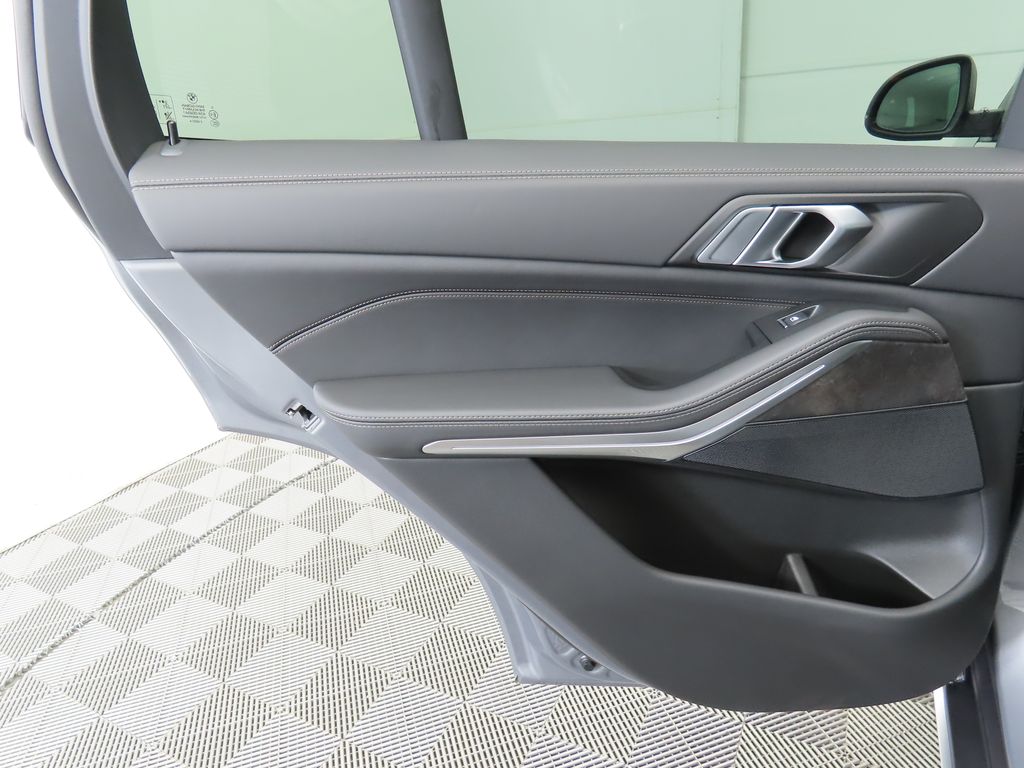 Thumbnail: 2026 BMW X5 - 27